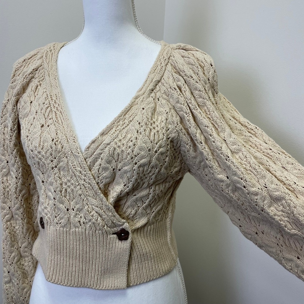 Free People Cream Pointelle Cable Knit Wrap Cardigan XS Puff Sleeve Cropped - Picture 4 of 14